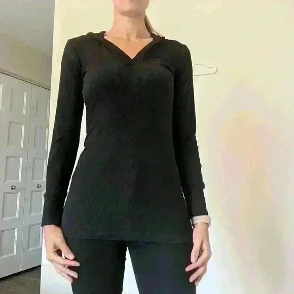 Nevada, hooded ribbed long sleeve shirt, V  Neck, Black, Size Small - Picture 1 of 11